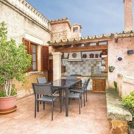 Liebevoll Eingerichtetes Ueber Zwei Etagen Mit Einem Gemuetlichen Garten Mit Veranda Und Aussenkueche Holiday home