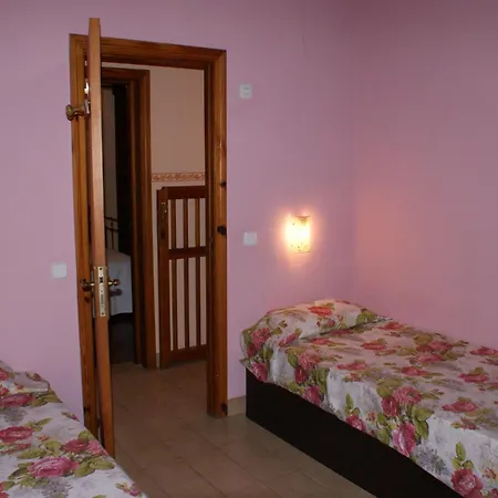 Holiday home Liebevoll Eingerichtetes Ueber Zwei Etagen Mit Einem Gemuetlichen Garten Mit Veranda Und Aussenkueche *
