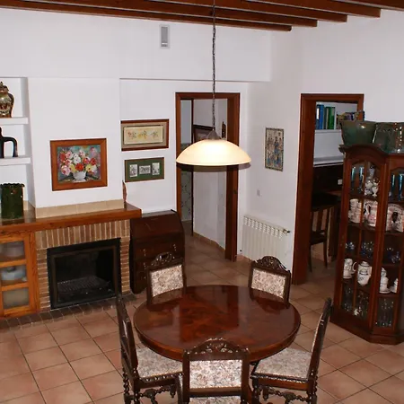 Liebevoll Eingerichtetes Ueber Zwei Etagen Mit Einem Gemuetlichen Garten Mit Veranda Und Aussenkueche Holiday home
